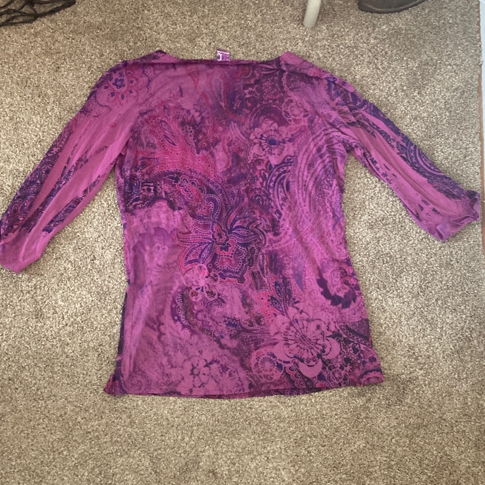 Bobbie Brooks Magenta Paisley Blouse - Picture 4 of 4
